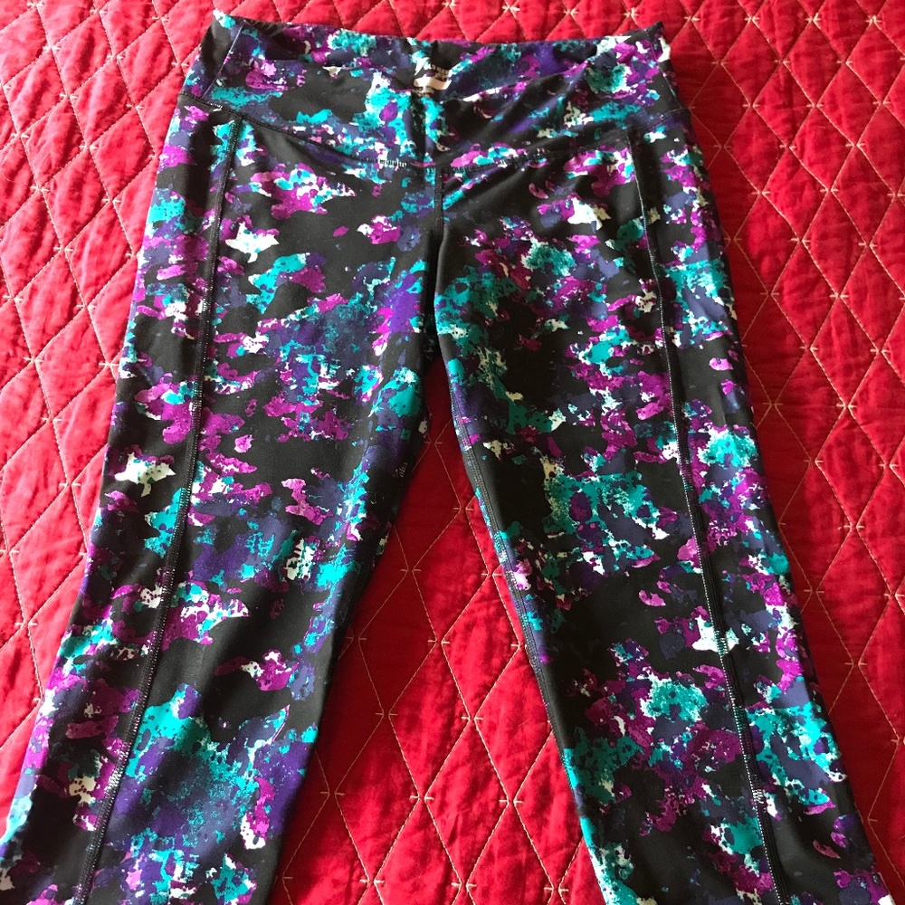 Old Navy Active Multi color Capris